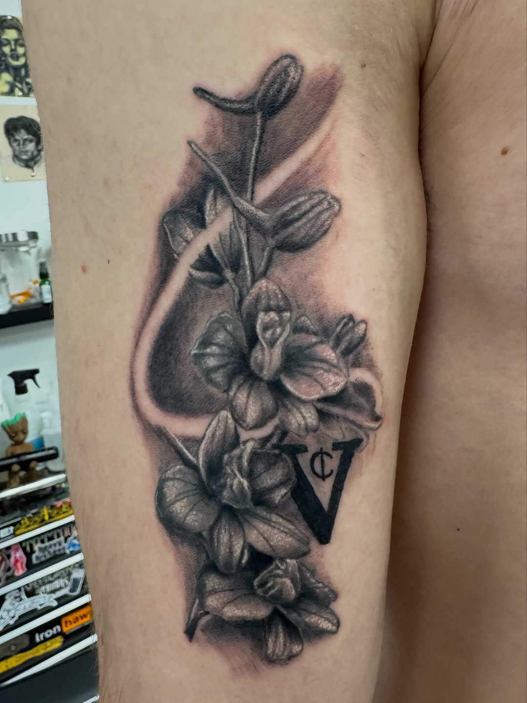 Tattoo by @tattoosbyfesik โ black_and_grey, realism