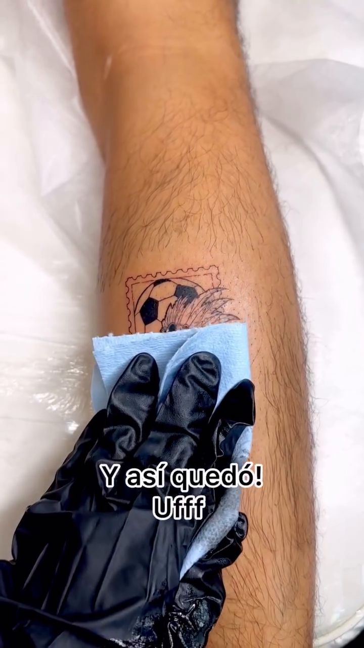 Tattoo by @saru_t.tt β illustrative
