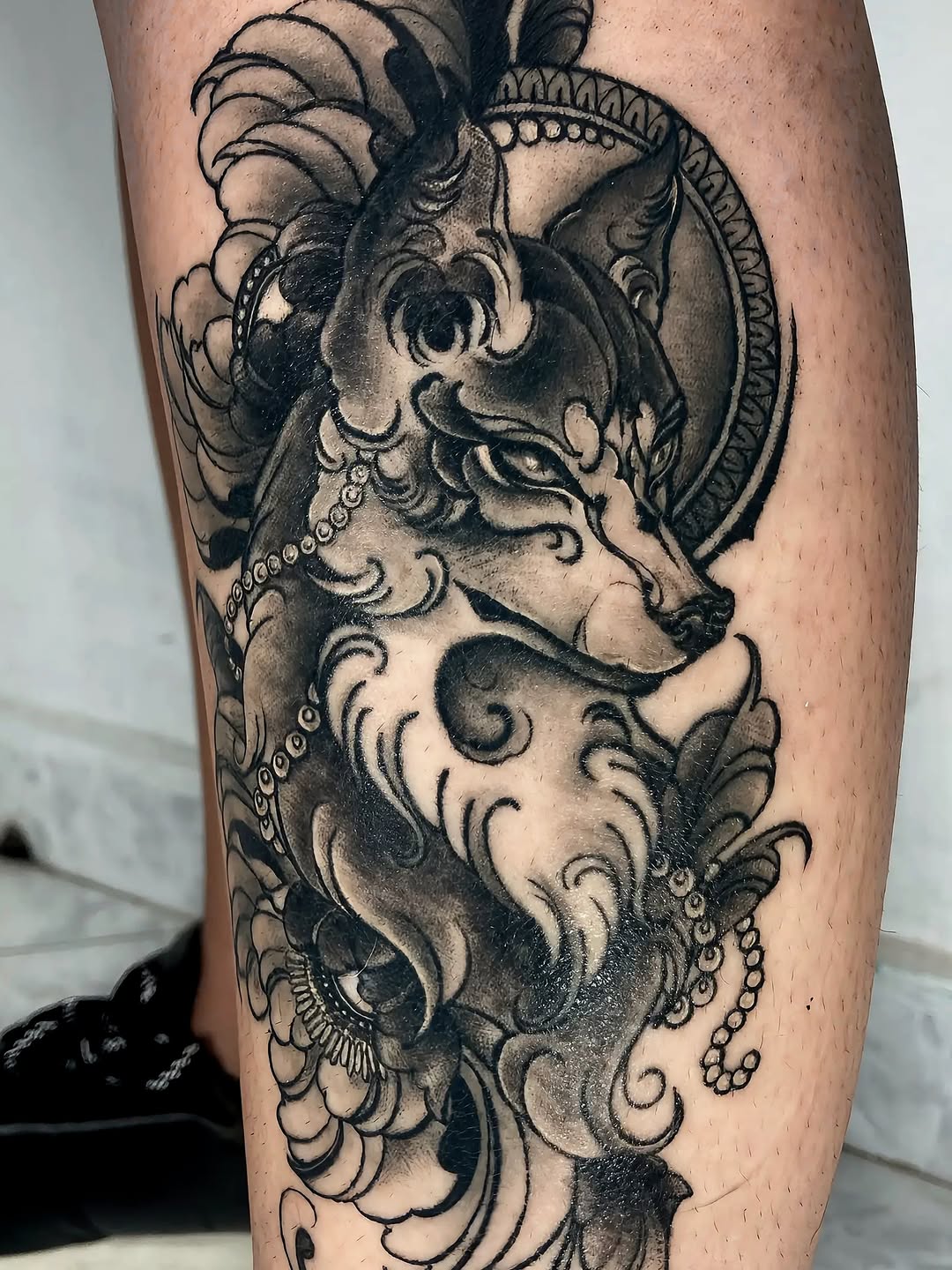 Tattoo by @hawkpiny_tattoo β blackwork