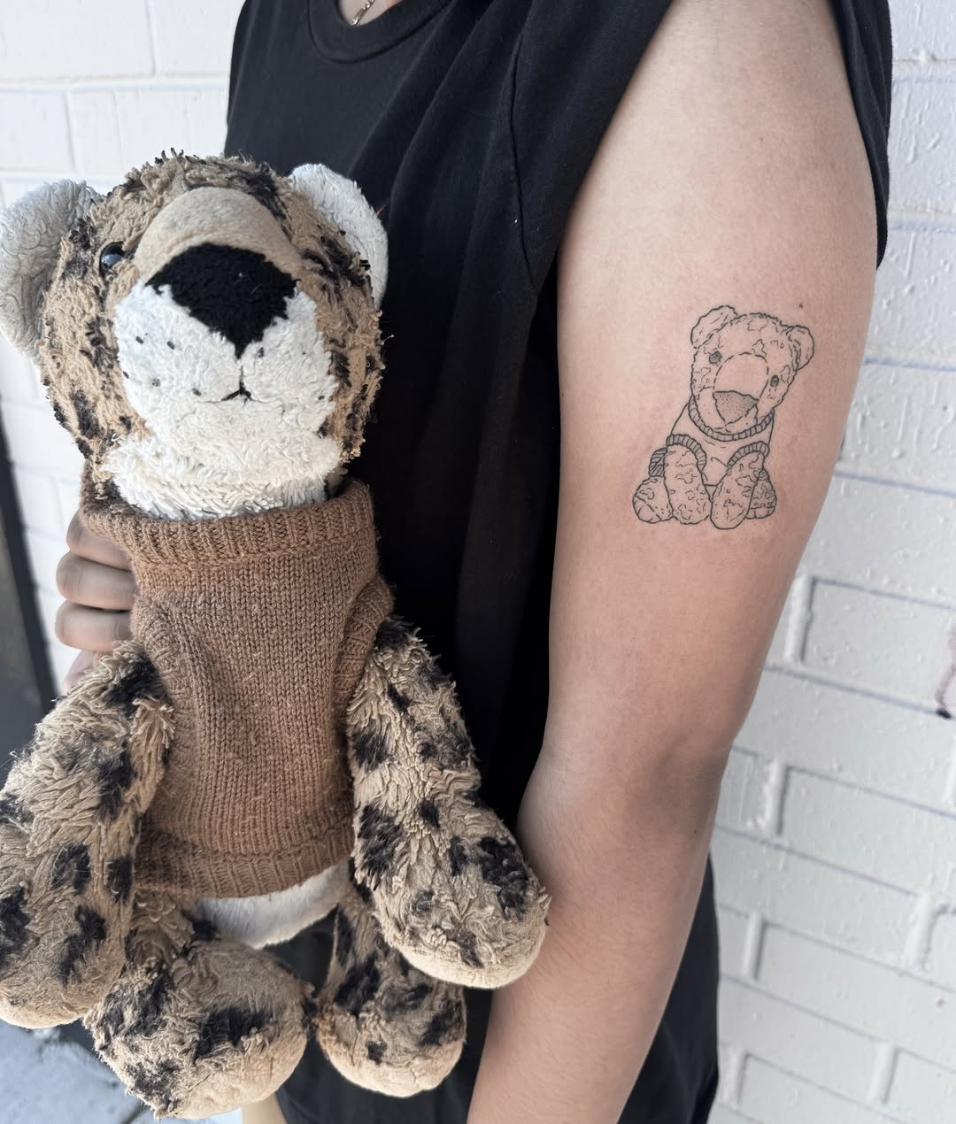 Tattoo by @kaceltattoos — fine_line