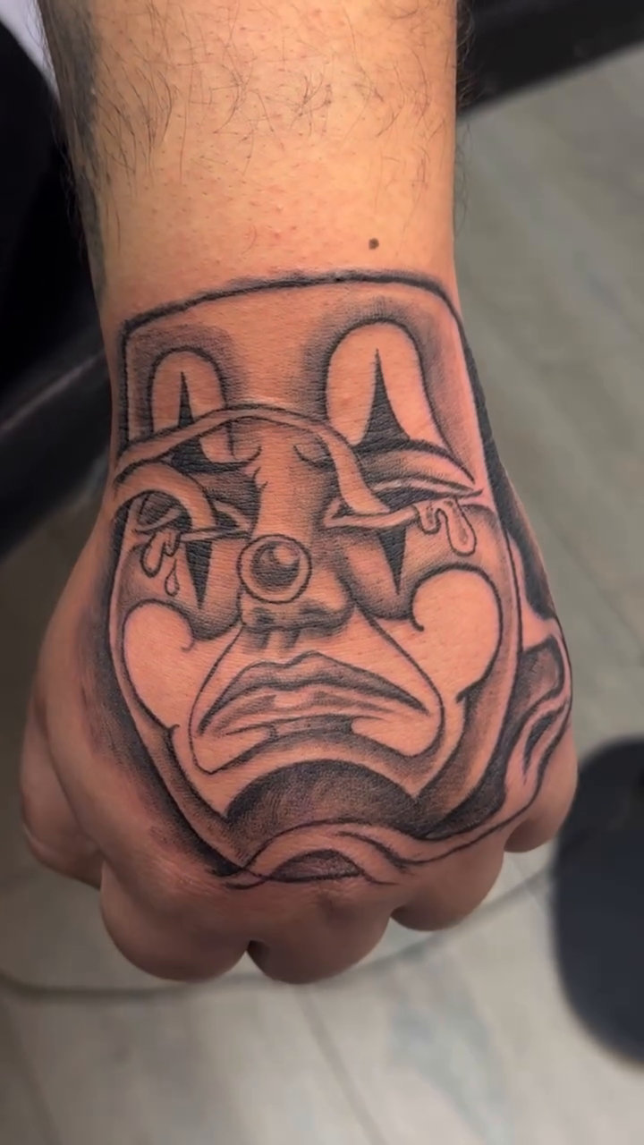 Tattoo by @beto.tattooo — black_and_grey, illustrative