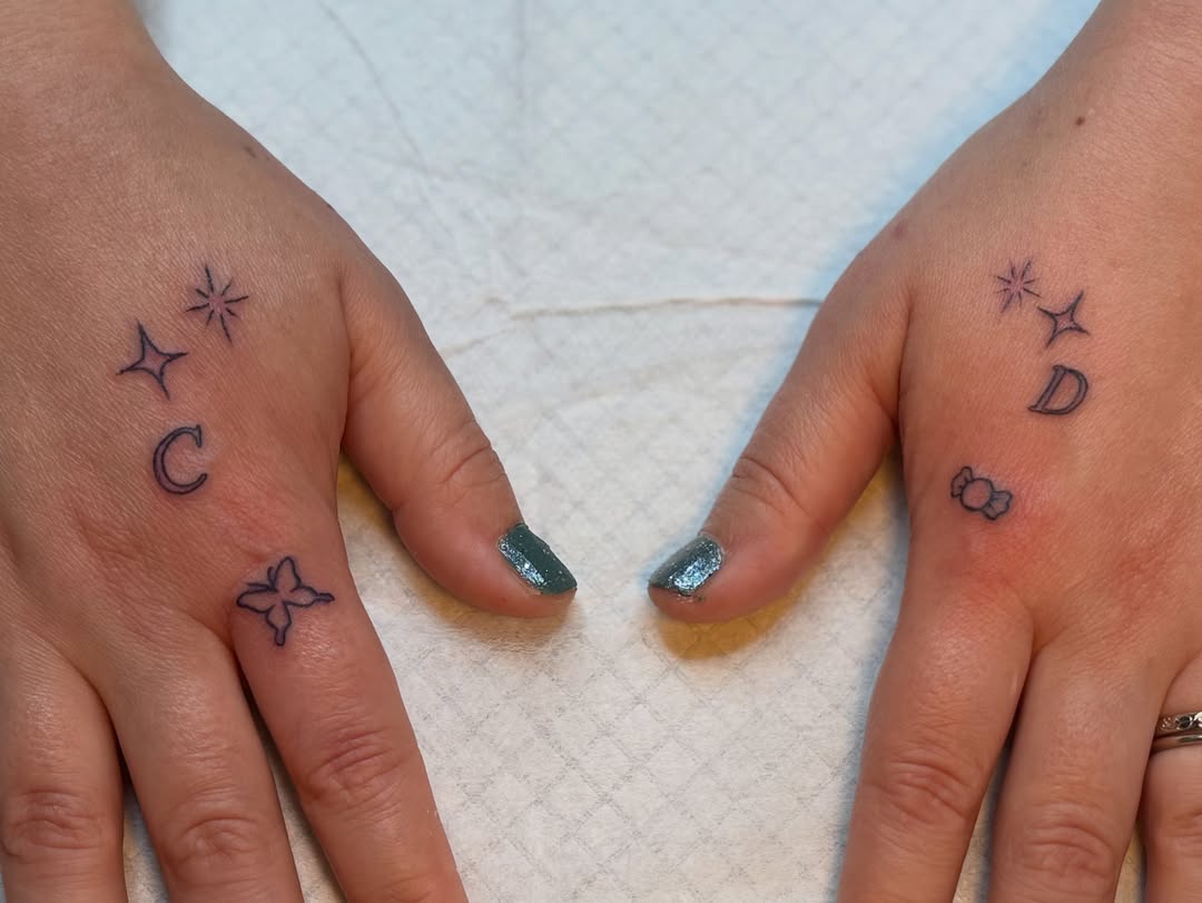 Tattoo by @tattoosbyoliviarenae โ fine_line, minimalist