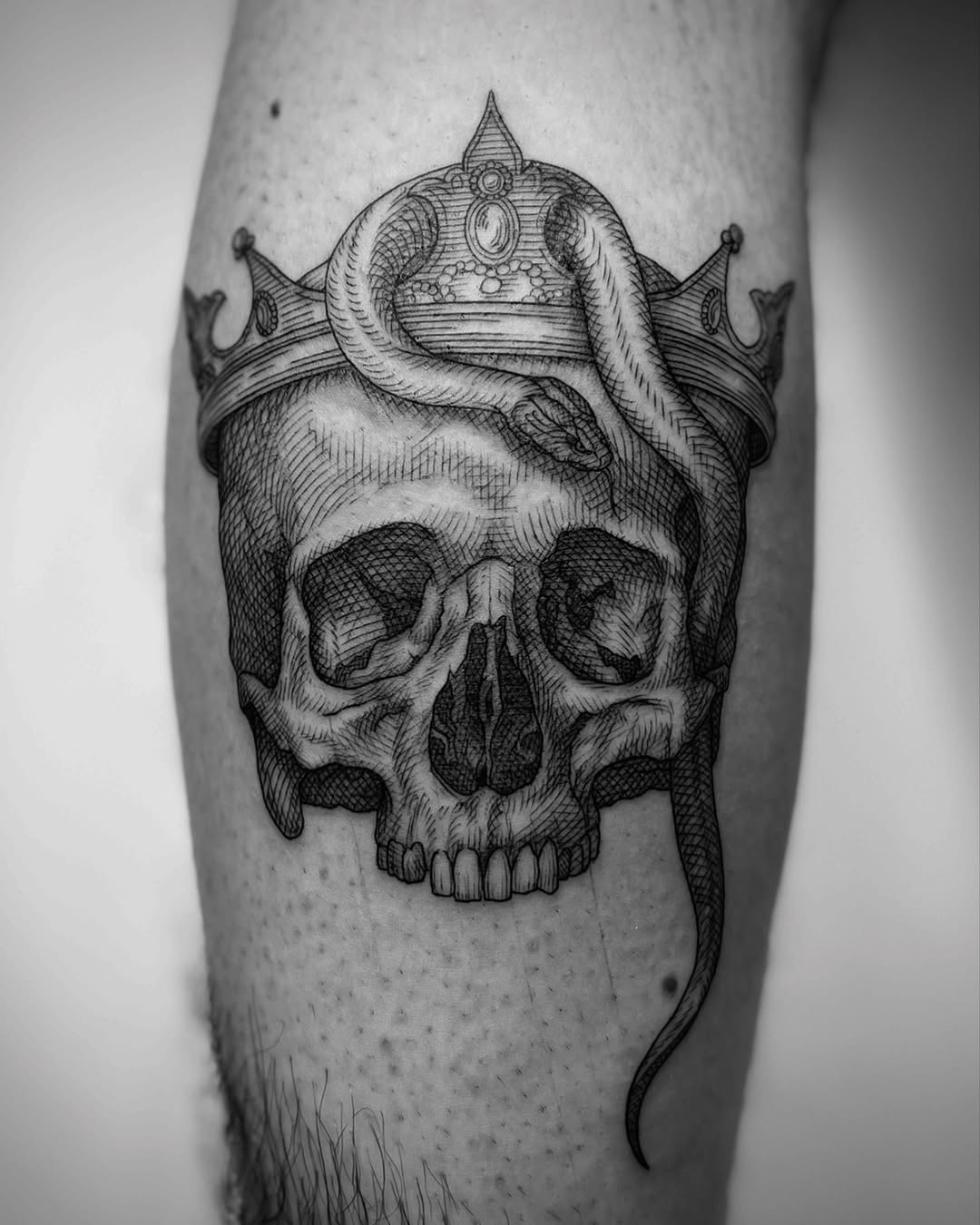 Tattoo by @noxttt โ black_and_grey