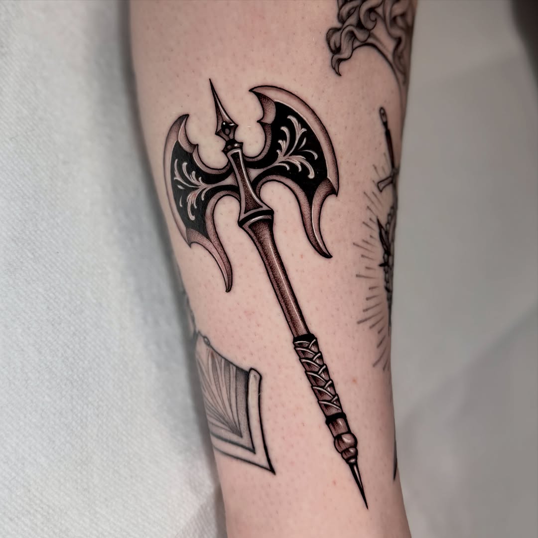 Tattoo by @kathrynsemusart — blackwork