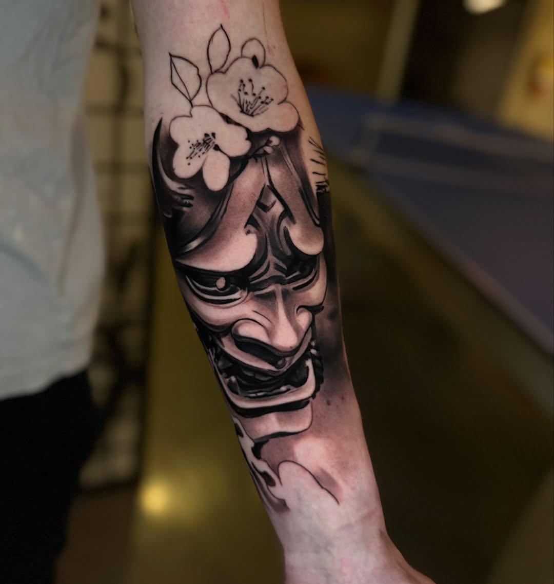 Tattoo by @carter.studios.ink โ japanese_irezumi, black_and_grey