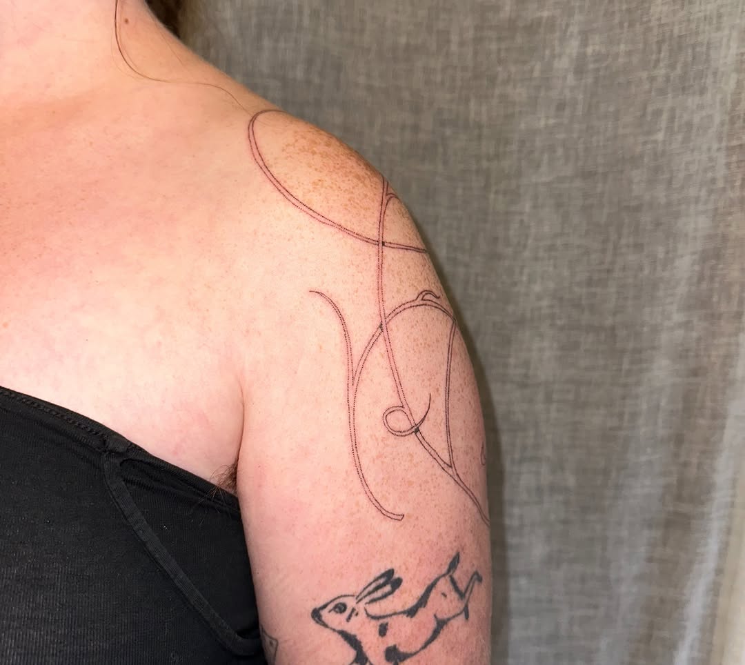 Tattoo by @pokingyousoftly — fine_line