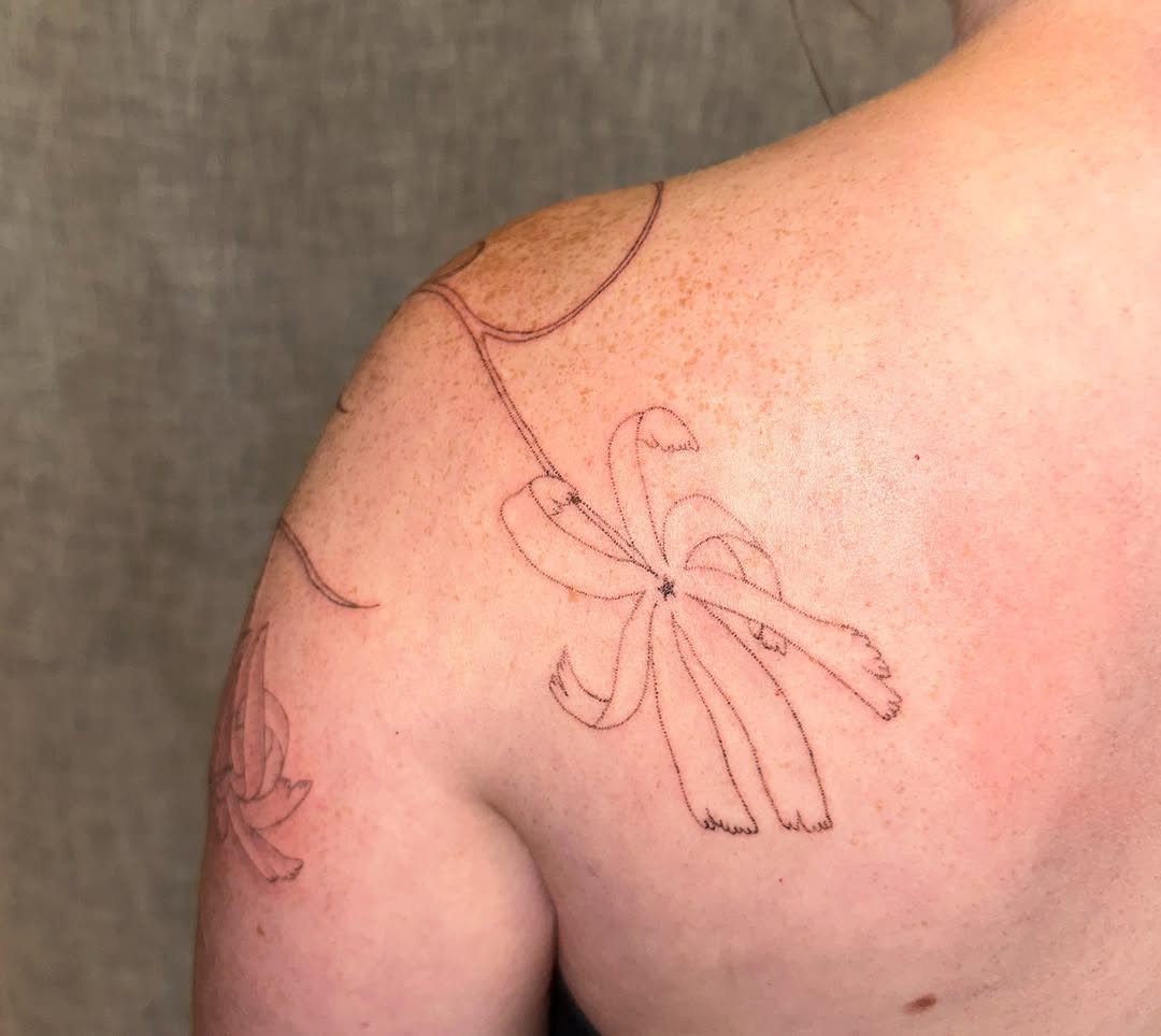 Tattoo by @pokingyousoftly — fine_line