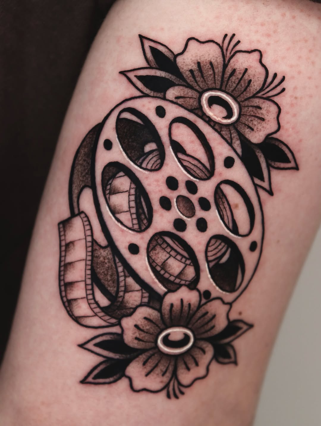 Tattoo by @jeffreindeltattoos — american_traditional, illustrative