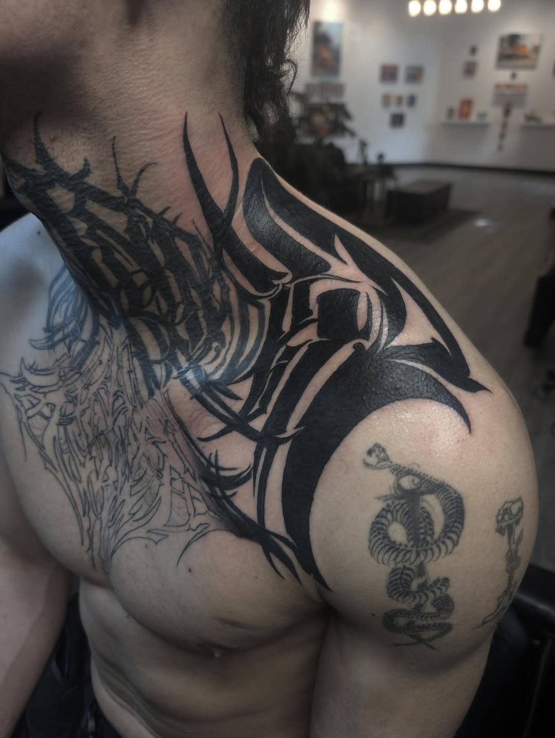 Tattoo by @ashtonallentattoo — blackwork
