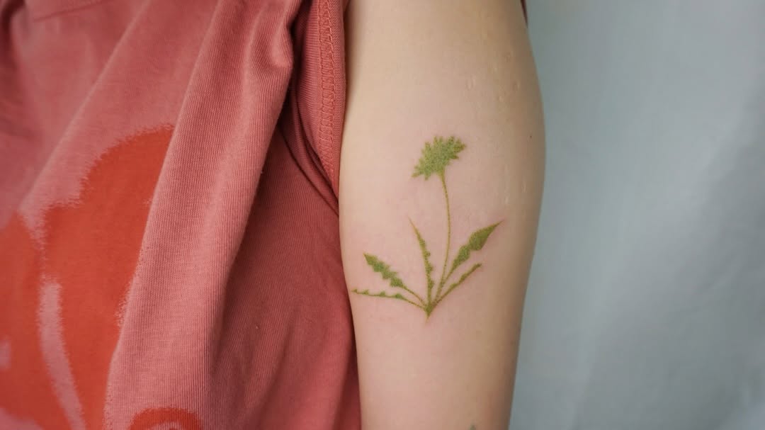 Tattoo by @grnplumr — minimalist
