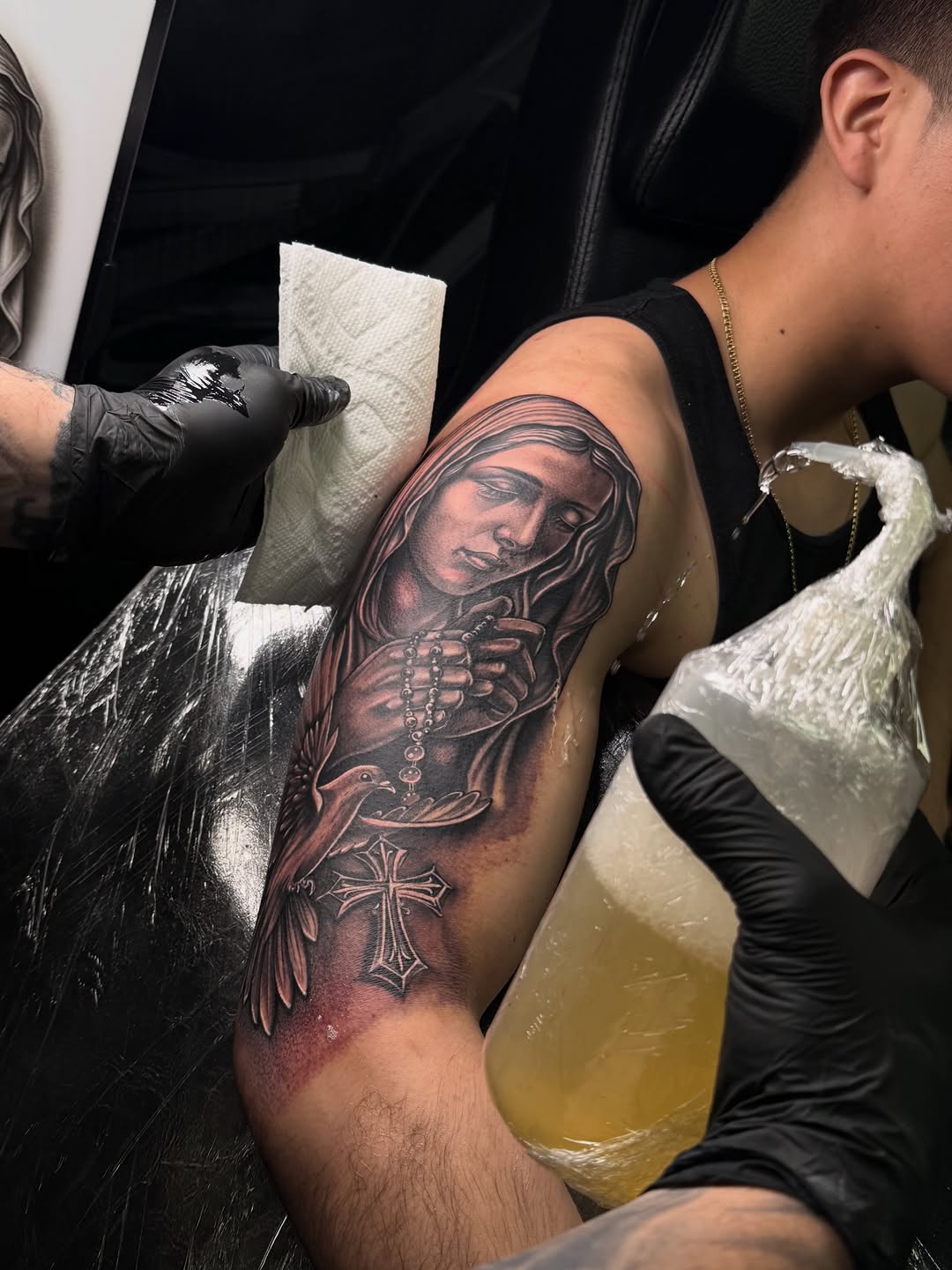 Tattoo by @alejoibanezart โ realism, black_and_grey