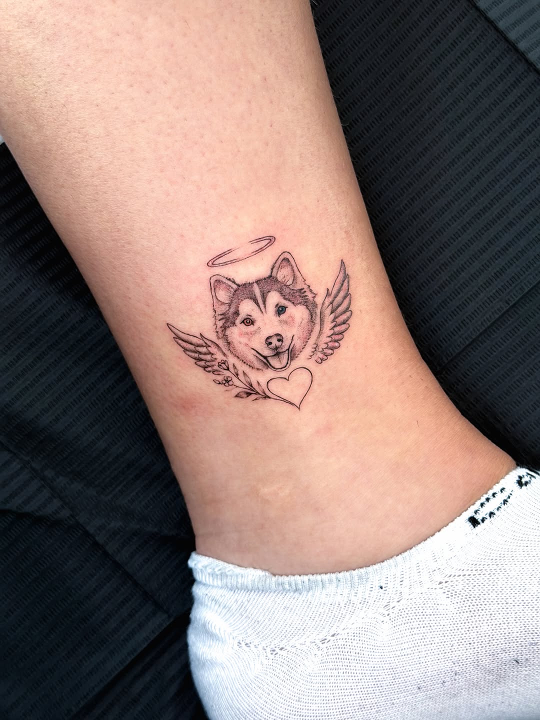 Tattoo by @tattoosbyalice โ fine_line