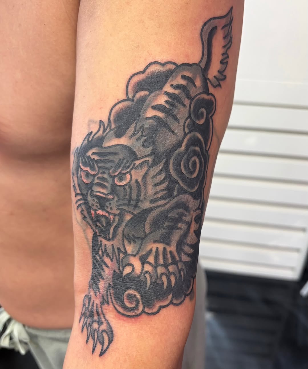 Tattoo by @sloth_bon — japanese_irezumi, black_and_grey