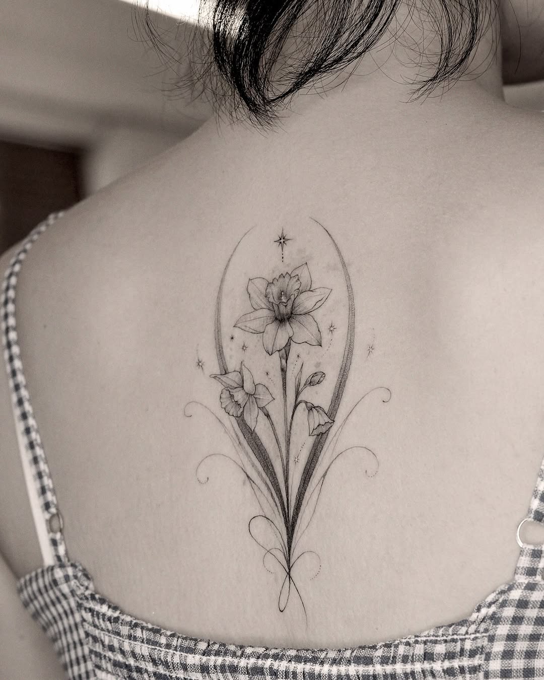 Tattoo by @yumemonchi — fine_line, black_and_grey