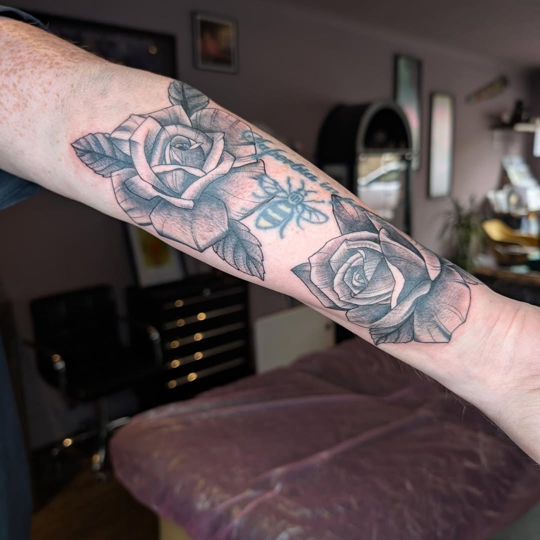 Tattoo by @mimtheyertattoos — black_and_grey, realism
