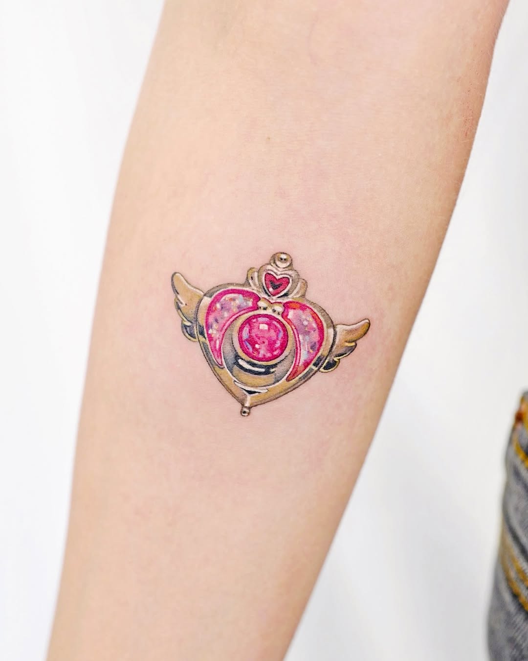 Tattoo by @himi.tattoo โ fine_line, realism
