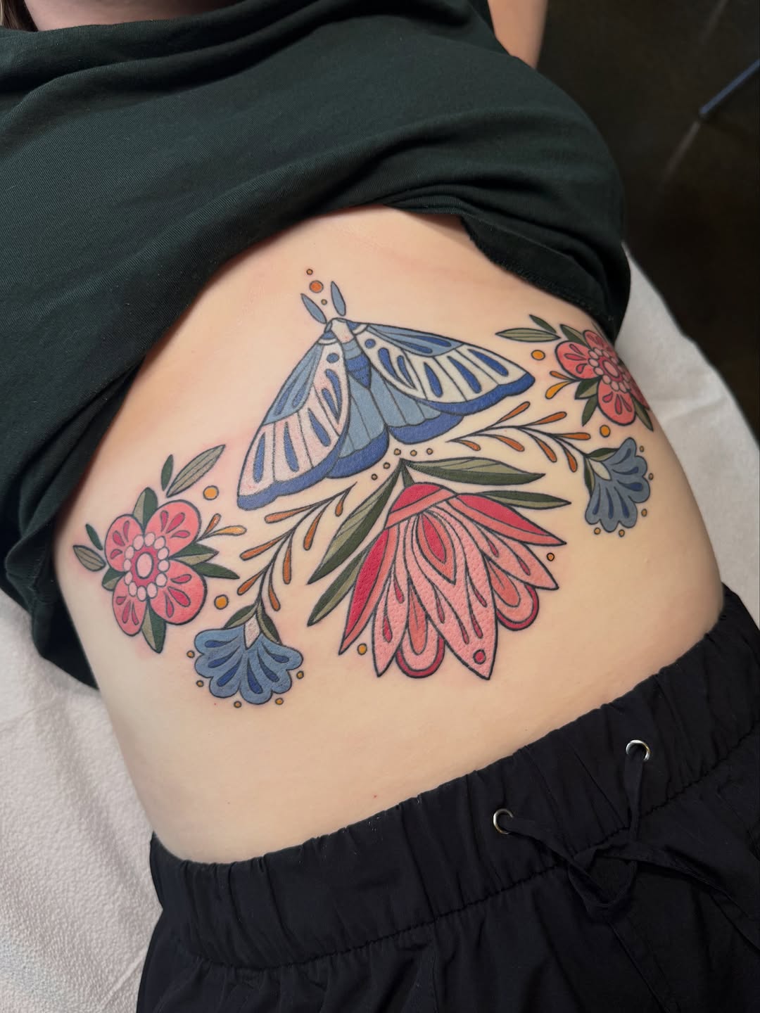 Tattoo by @leahearltattoo — new_school