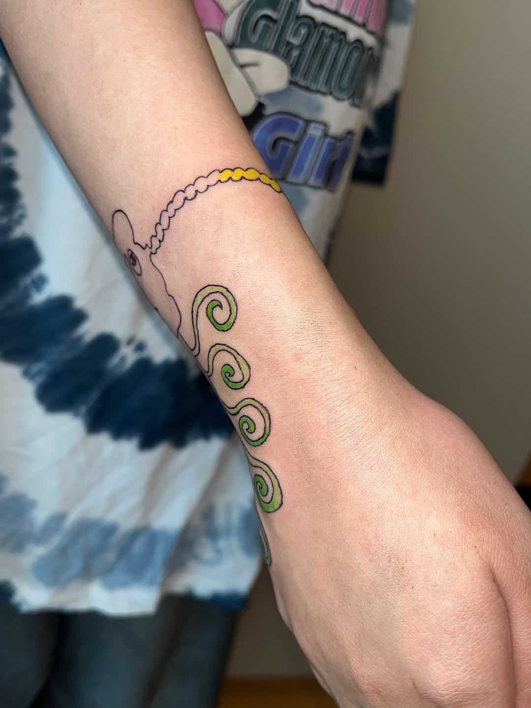 Tattoo by @allmyfeelingwerefake — new_school