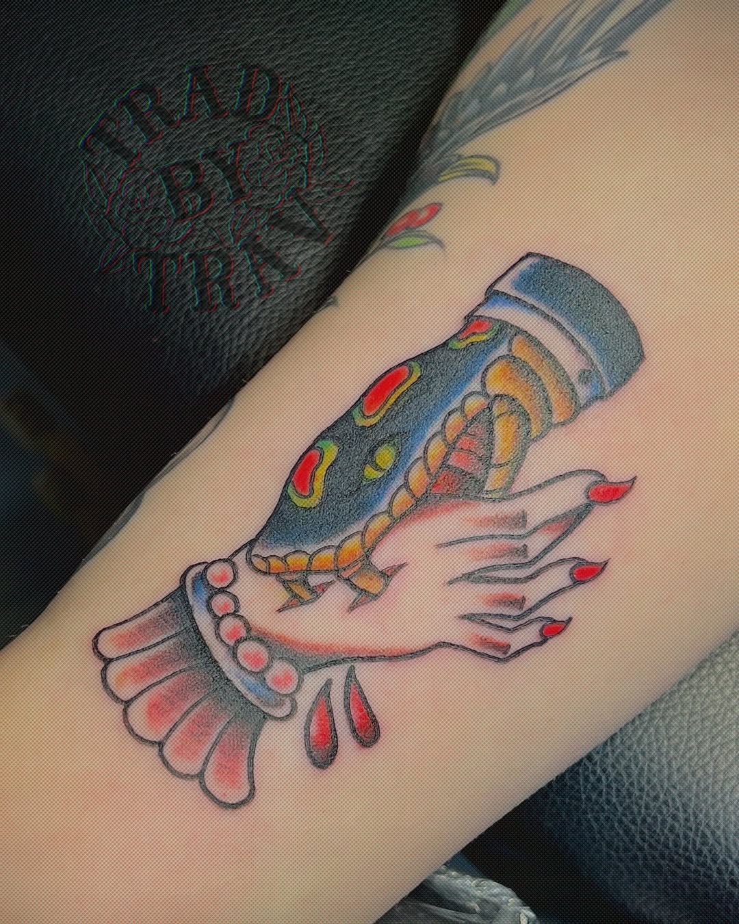 Tattoo by @tradbytrav — american_traditional, illustrative