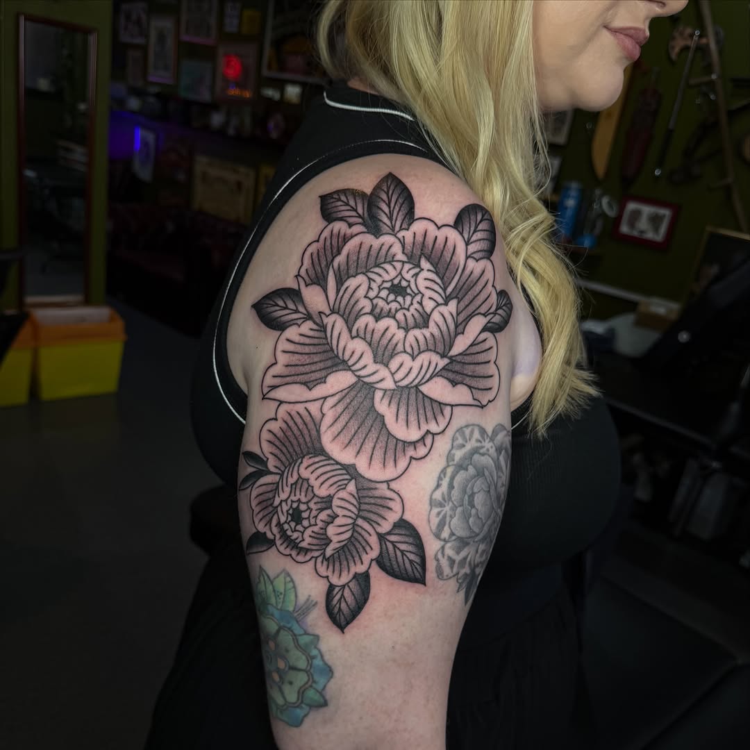 Tattoo by @stephhudsontattoo โ japanese_irezumi, black_and_grey