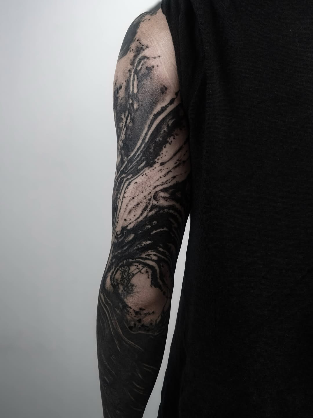 Tattoo by @9ti_________ — blackwork, black_and_grey