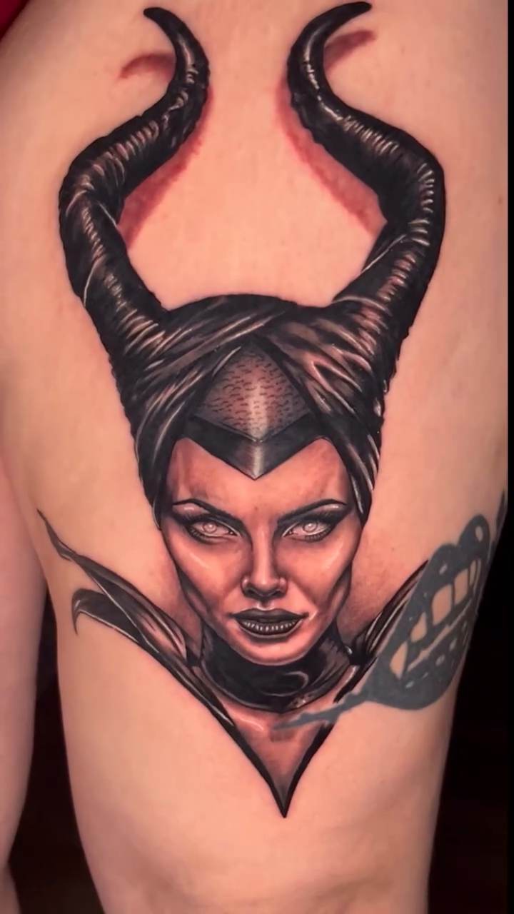 Tattoo by @samhyndmanart — realism, black_and_grey