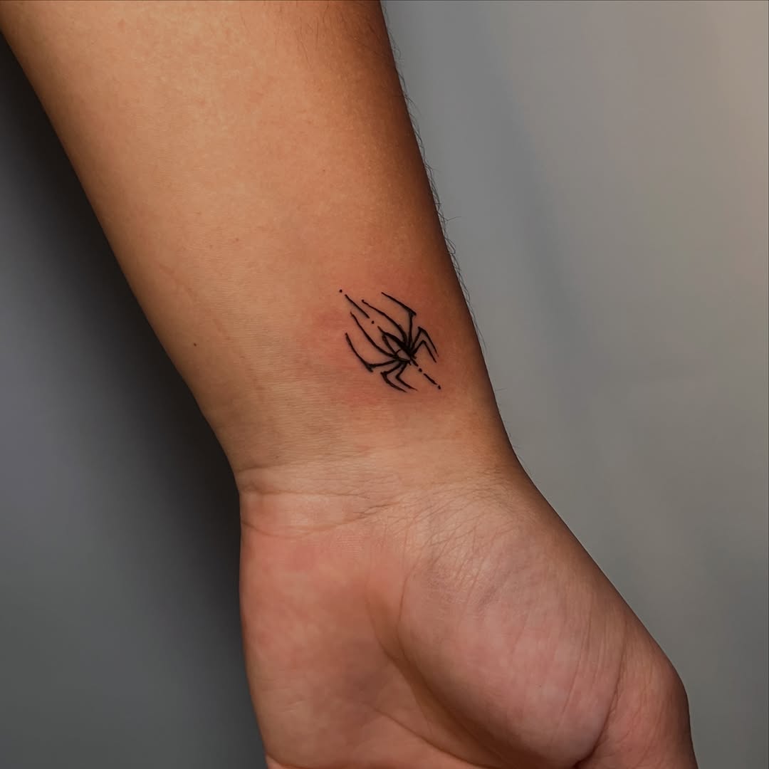 Tattoo by @eleana_tattooart — fine_line