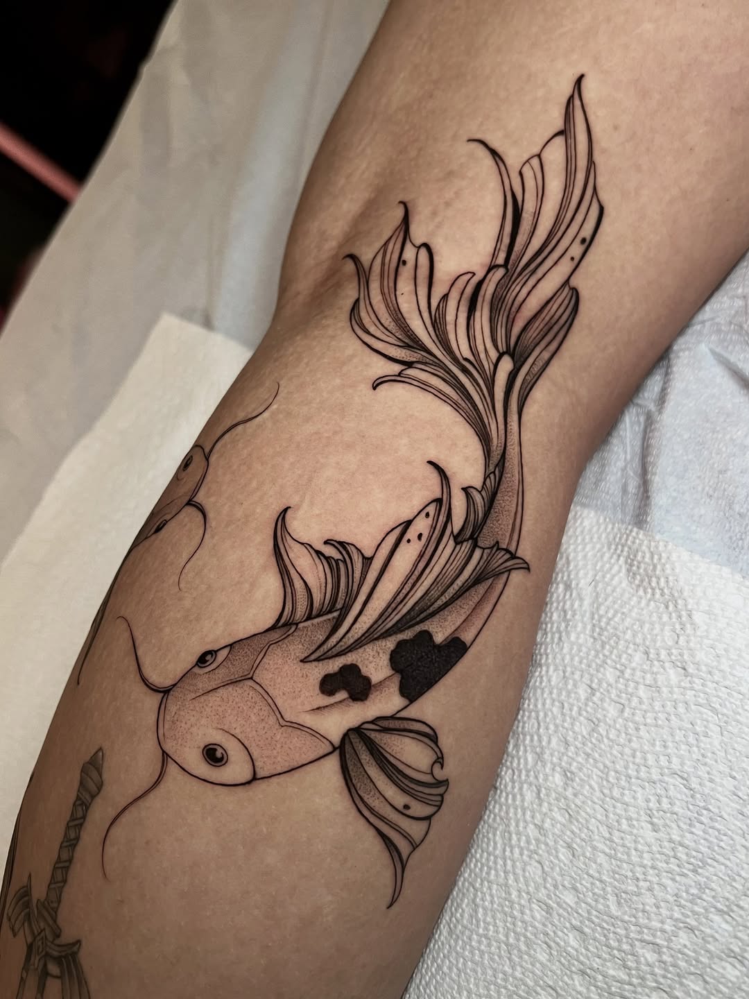Tattoo by @tehnayatattoos β black_and_grey