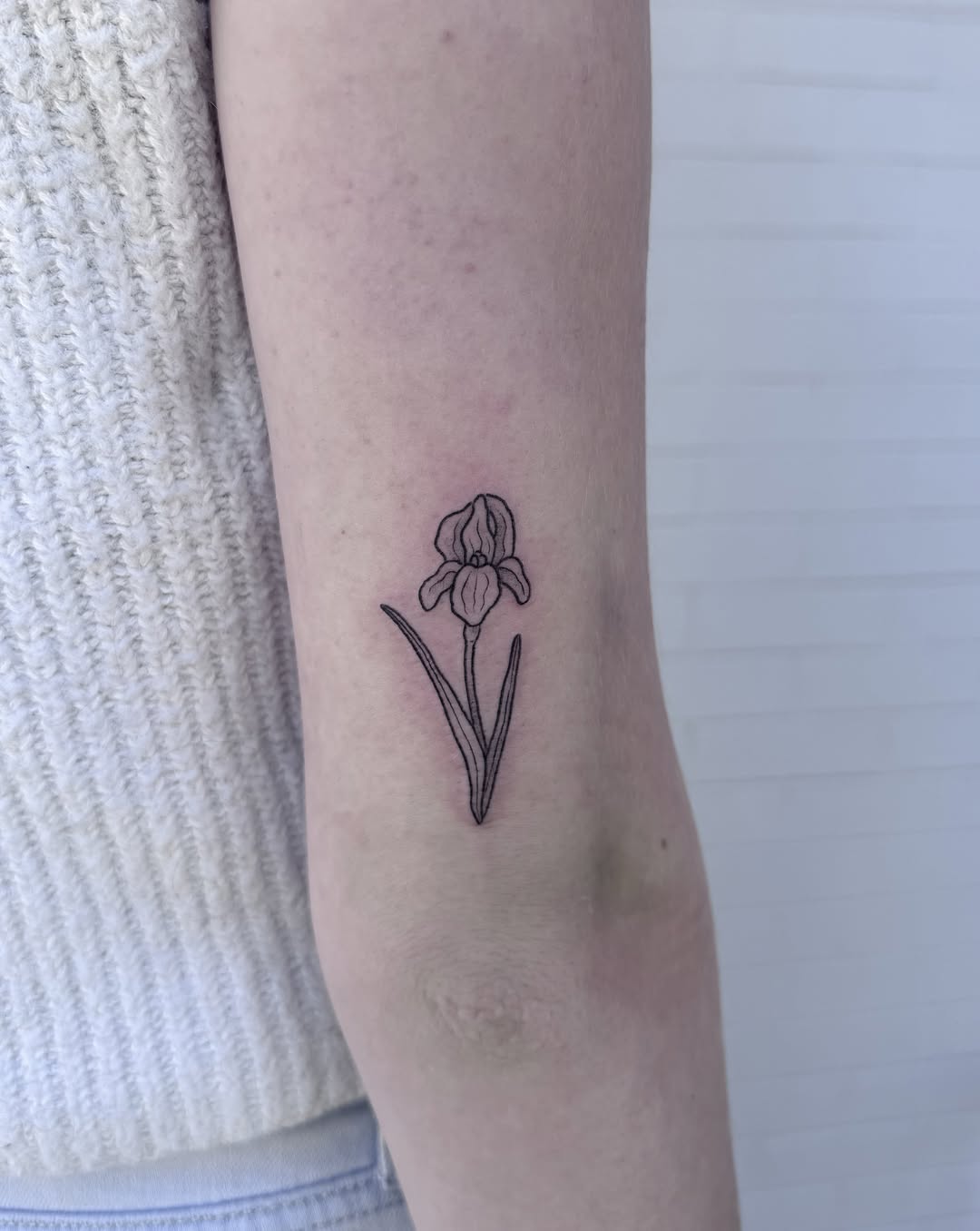 Tattoo by @kaceltattoos — fine_line