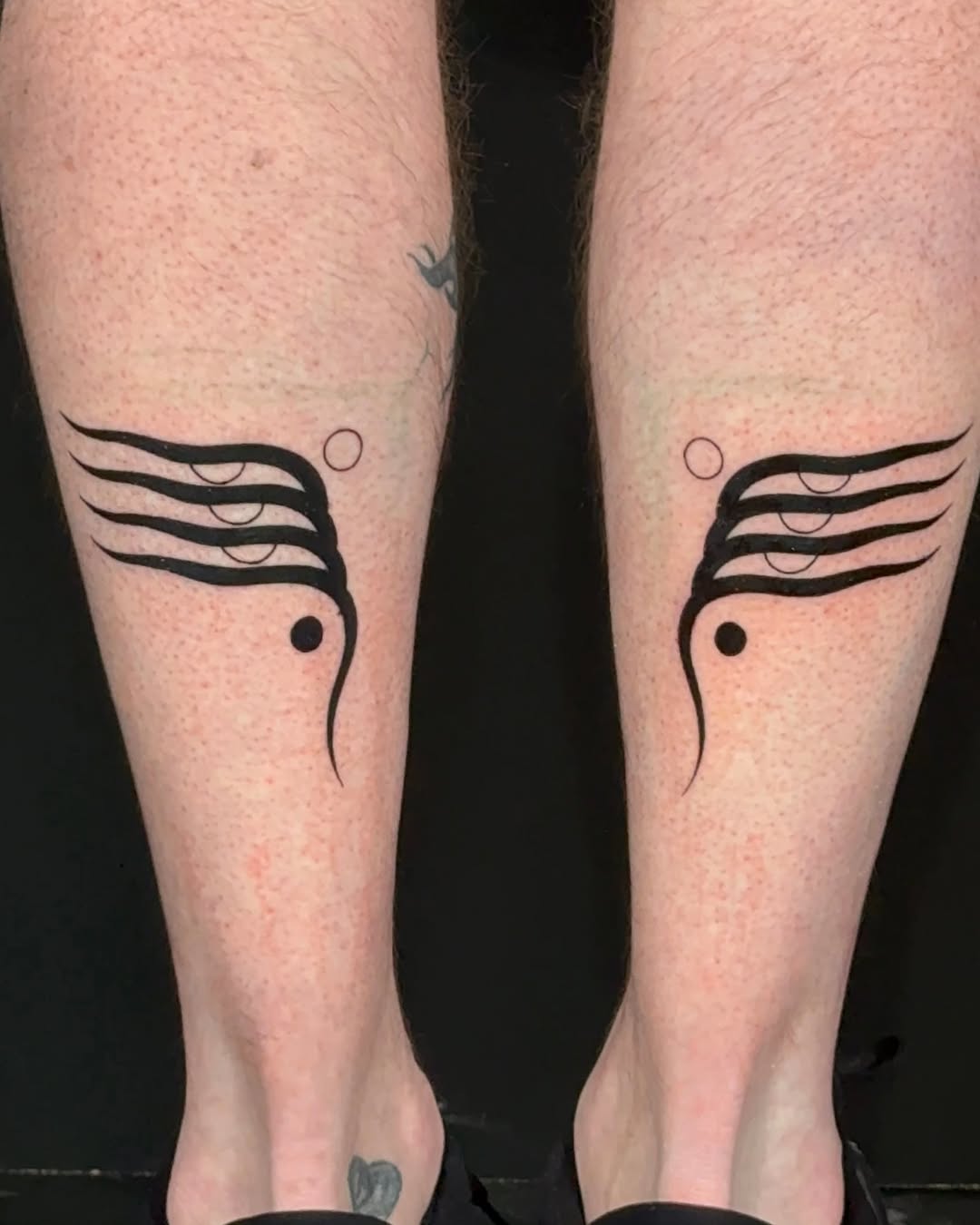 Tattoo by @tattoos.bydahlia โ geometric, blackwork