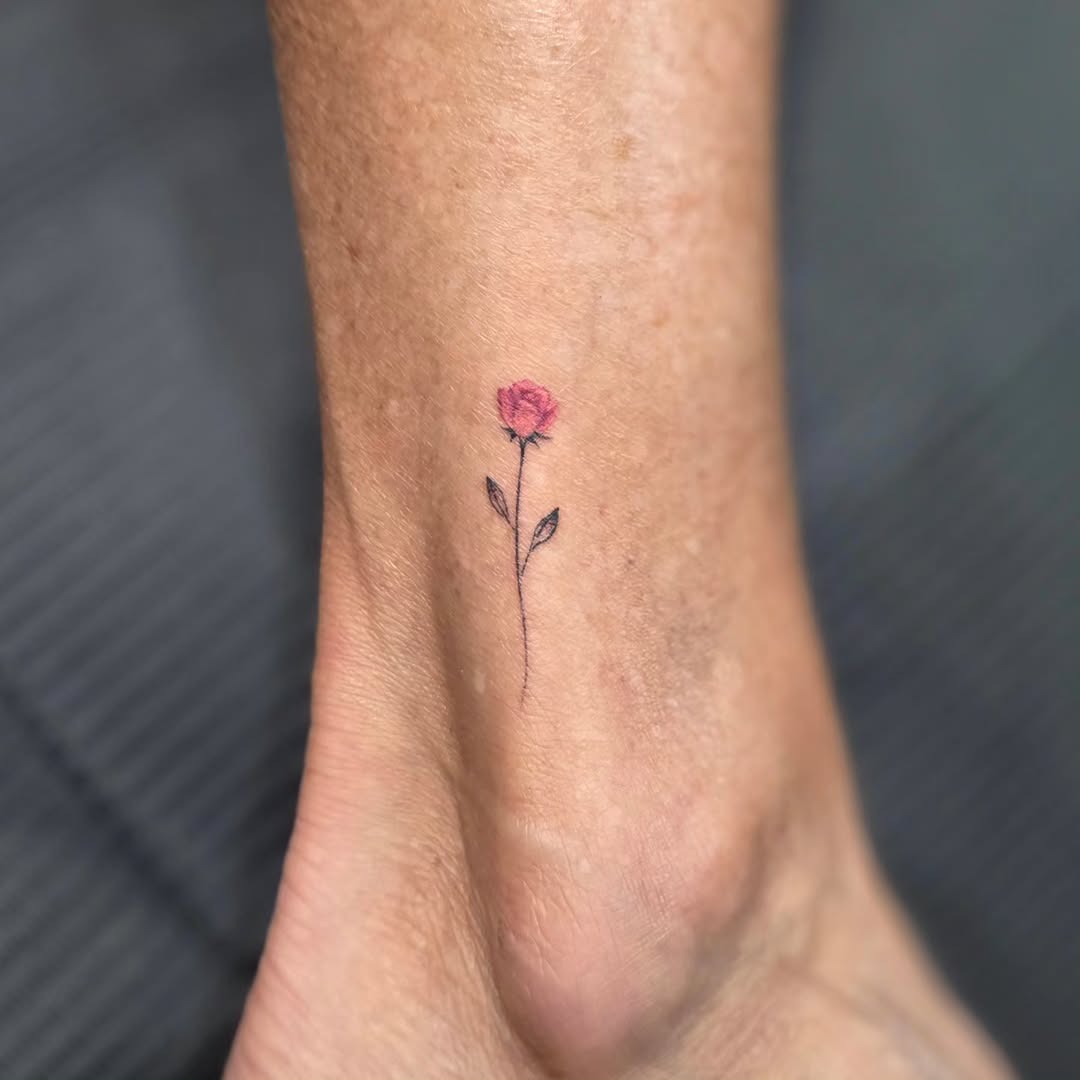 Tattoo by @tatsbykyra1 — fine_line, minimalist