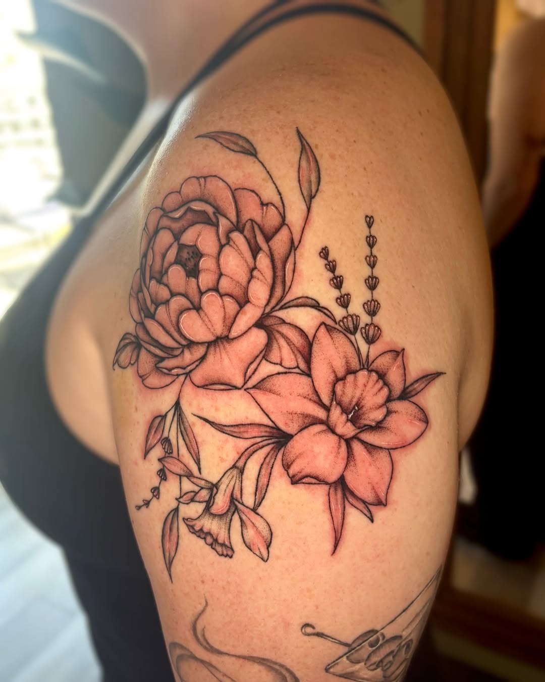 Tattoo by @tats_by_bcatt — illustrative, fine_line