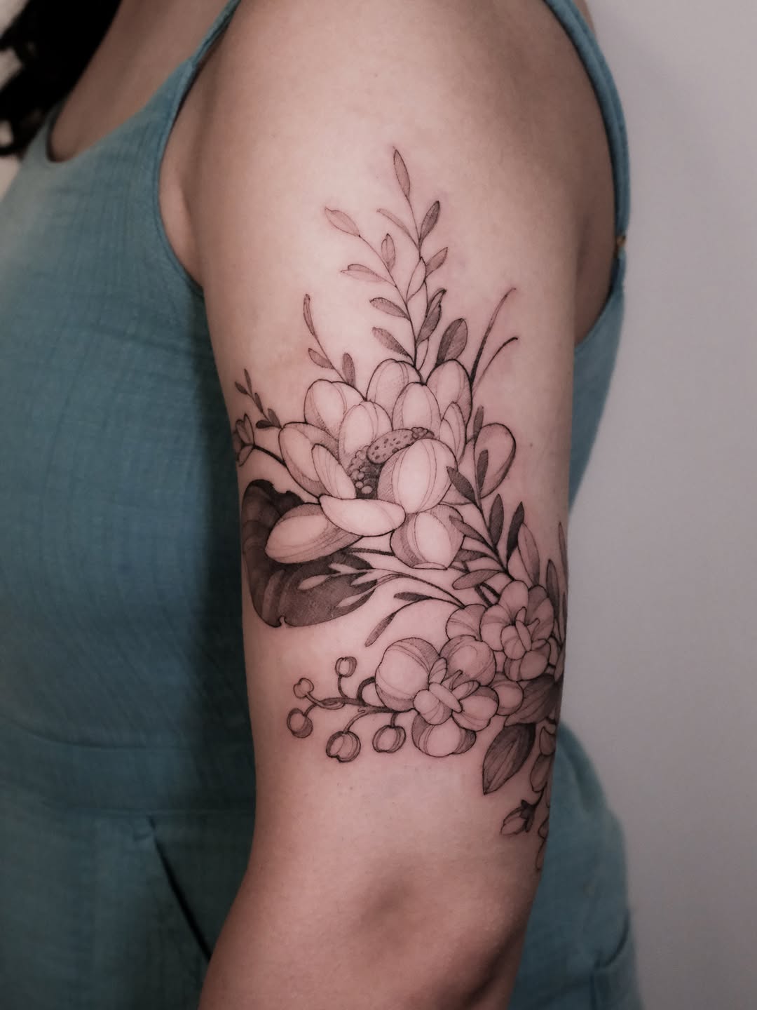 Tattoo by @zozutattoo β fine_line, black_and_grey