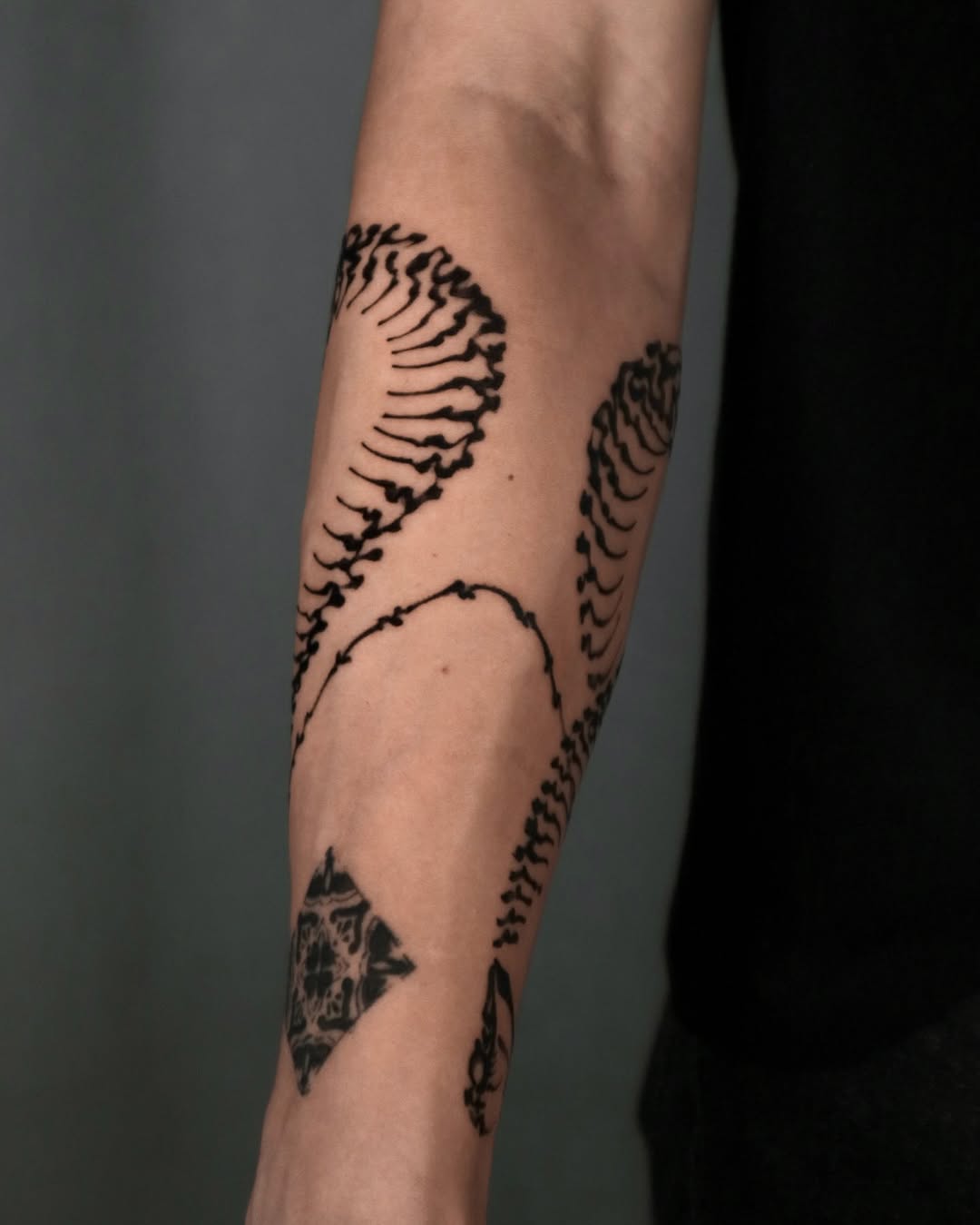 Tattoo by @rivdttt β blackwork, illustrative