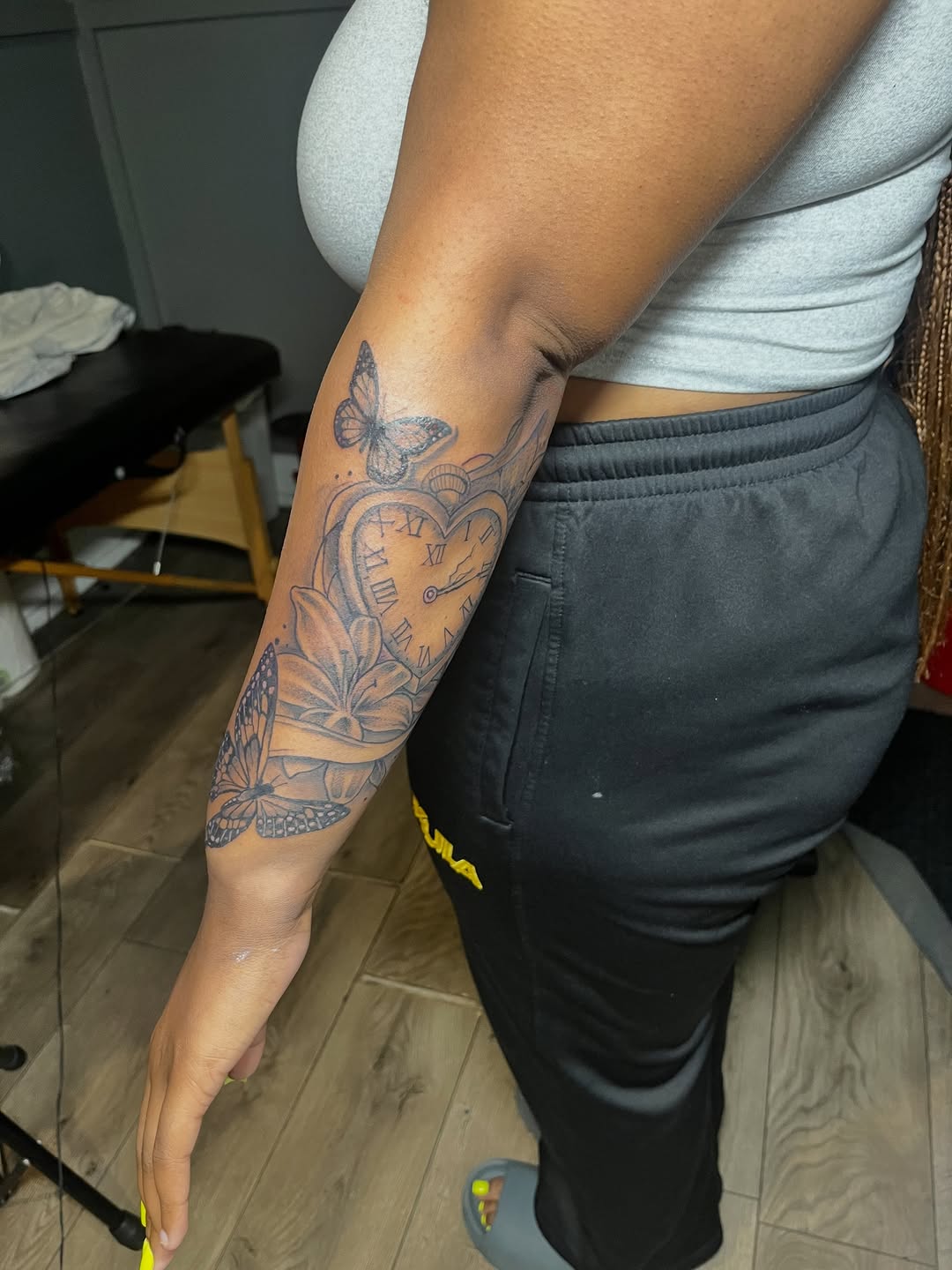 Tattoo by @spicymvstardd — black_and_grey