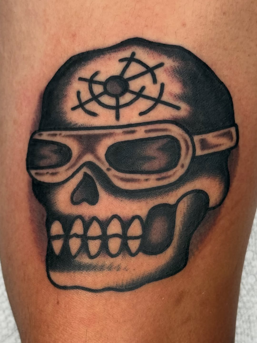 Tattoo by @zelayatattoos — american_traditional, illustrative