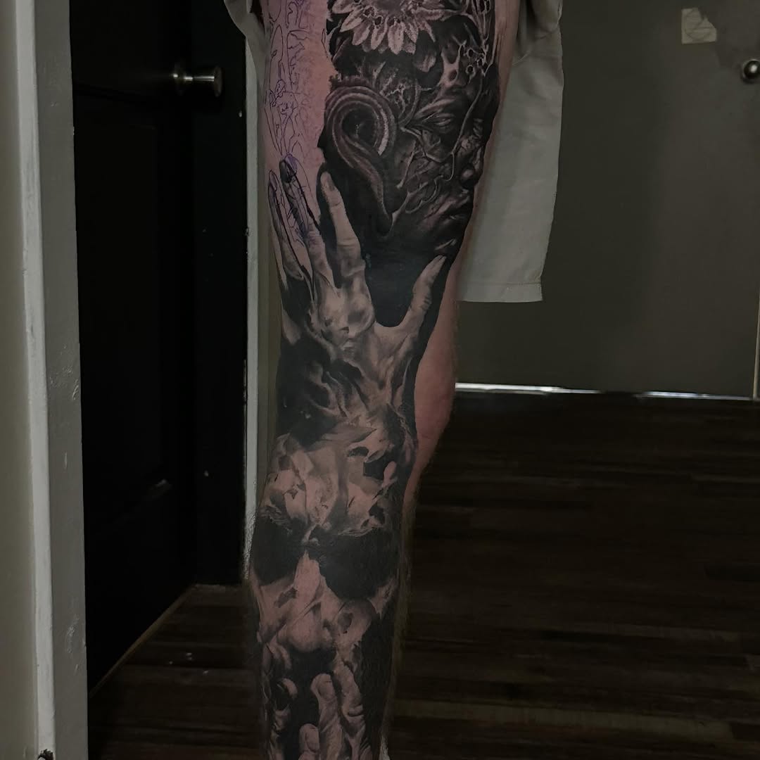 Tattoo by @fiveonethreeisdead — realism, dark_realism