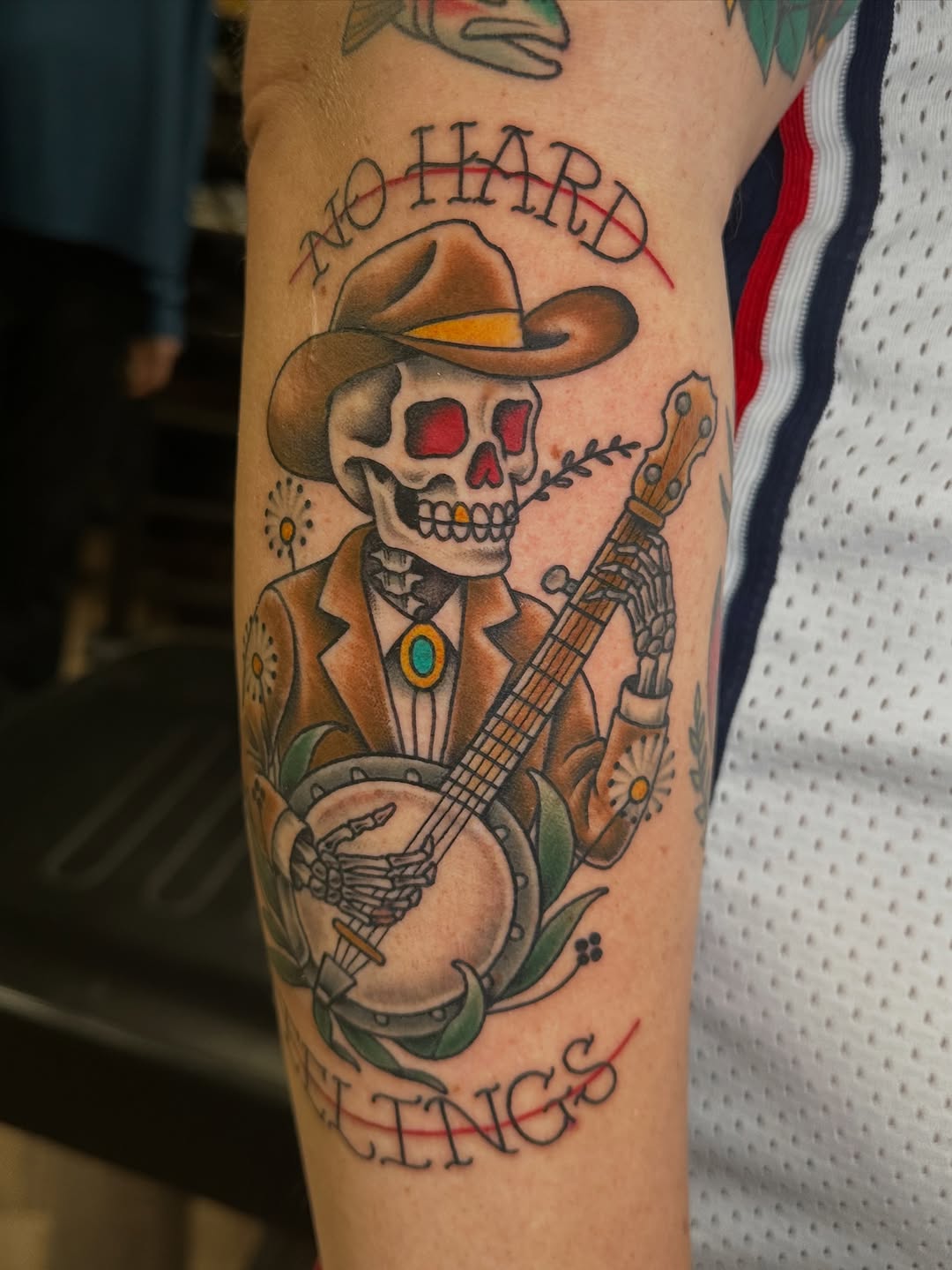 Tattoo by @lgh.tattoos — american_traditional, illustrative