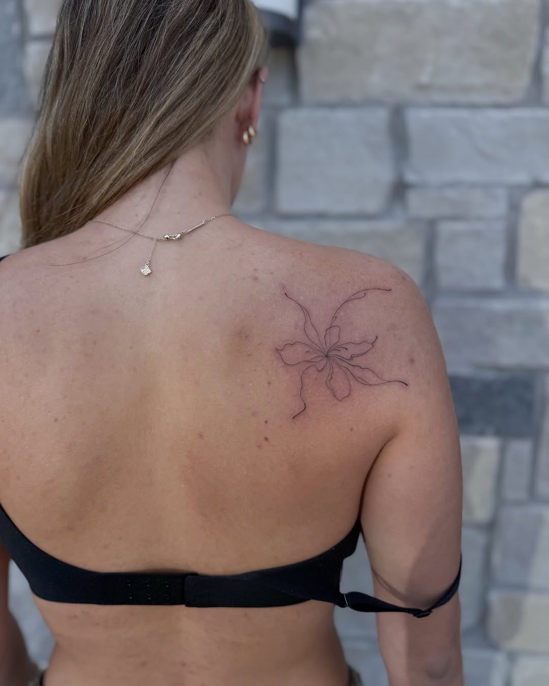 Tattoo by @inkedbyrags β fine_line