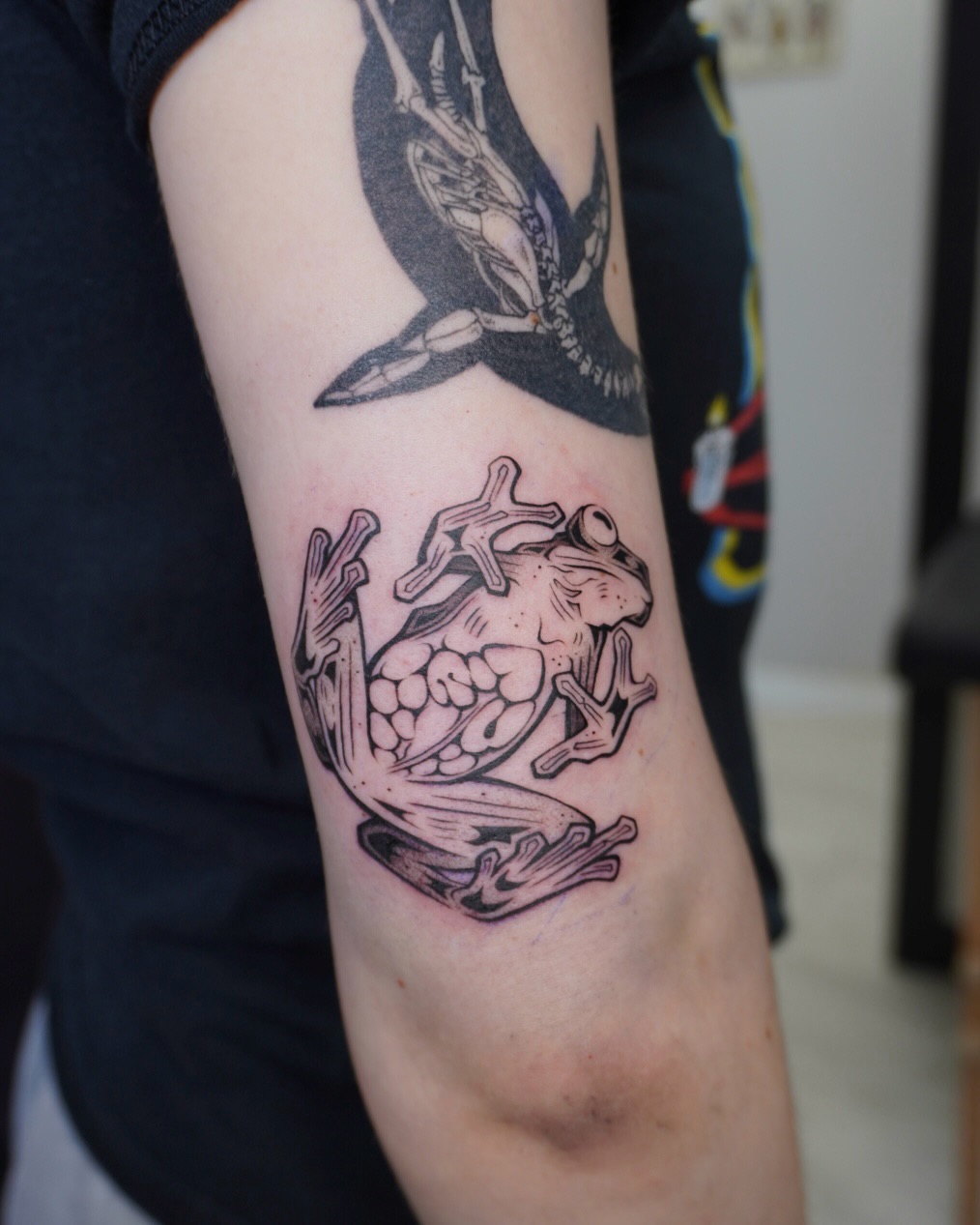 Tattoo by @scaredy.cat.tatts — black_and_grey, illustrative