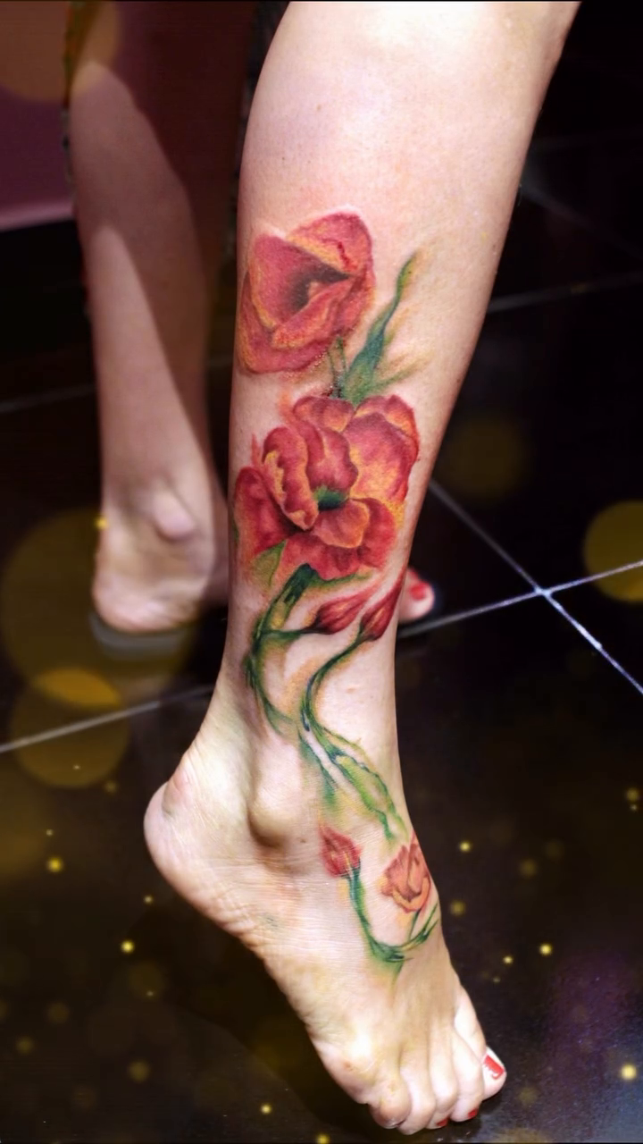 Tattoo by @stitchme.aizen_nyc โ illustrative, realism
