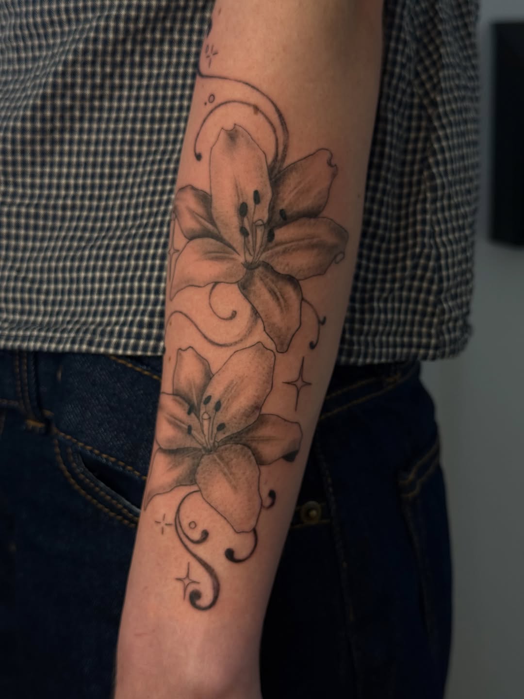 Tattoo by @chaotictattoo — illustrative, black_and_grey