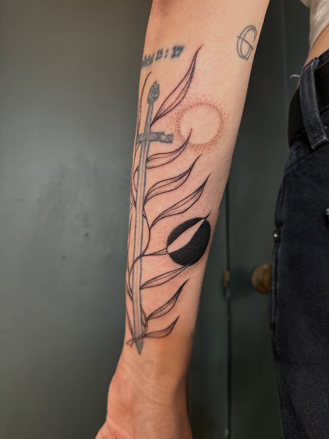 Tattoo by @pdv — fine_line, dotwork