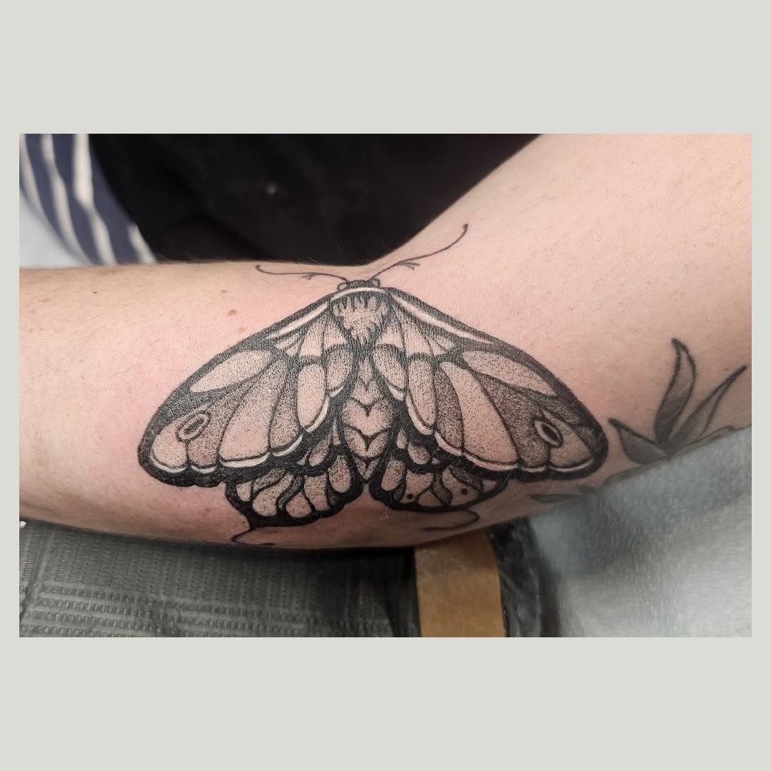 Tattoo by @thefabledtattooist — dotwork