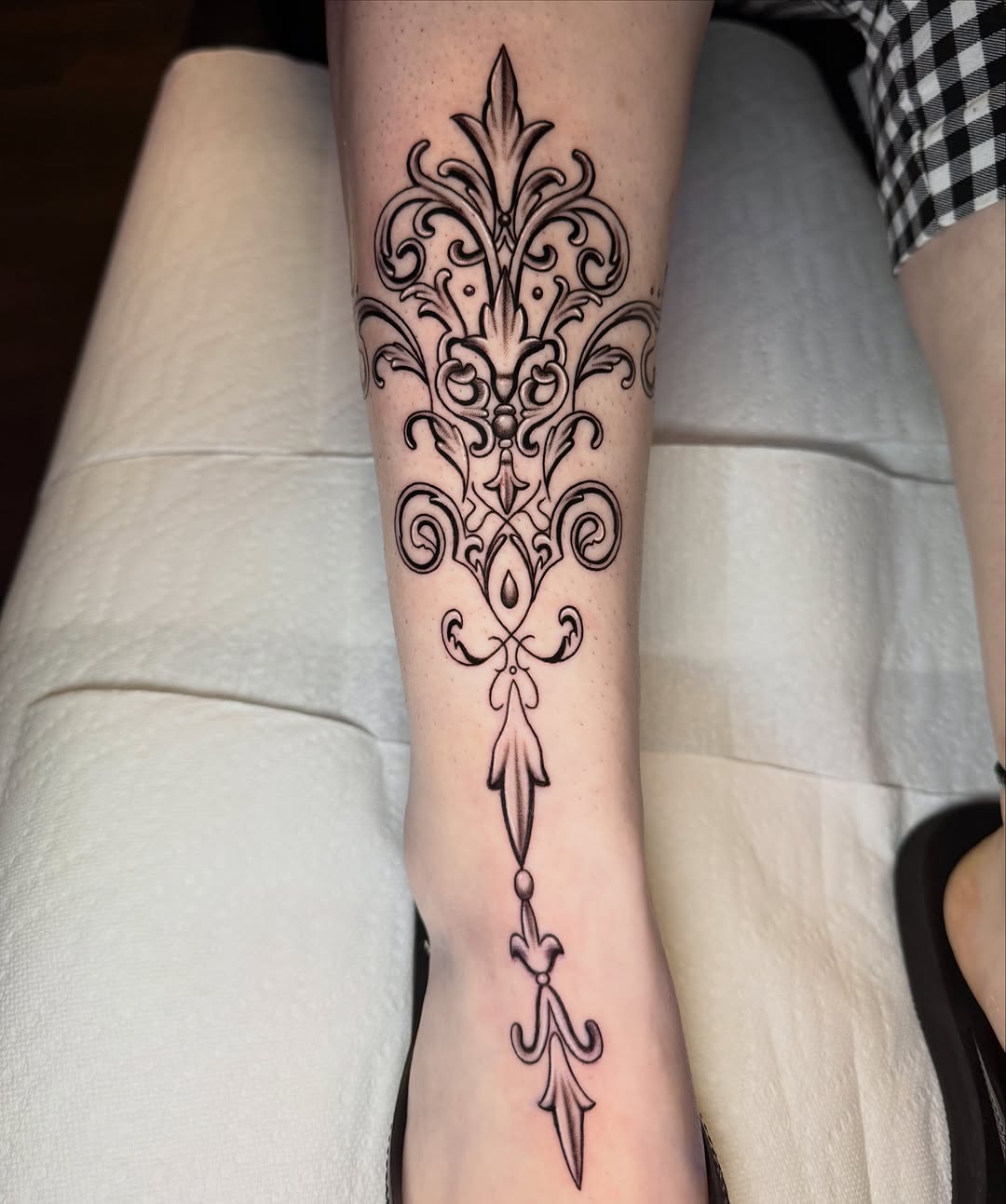 Tattoo by @alluringisa β ornamental, black_and_grey