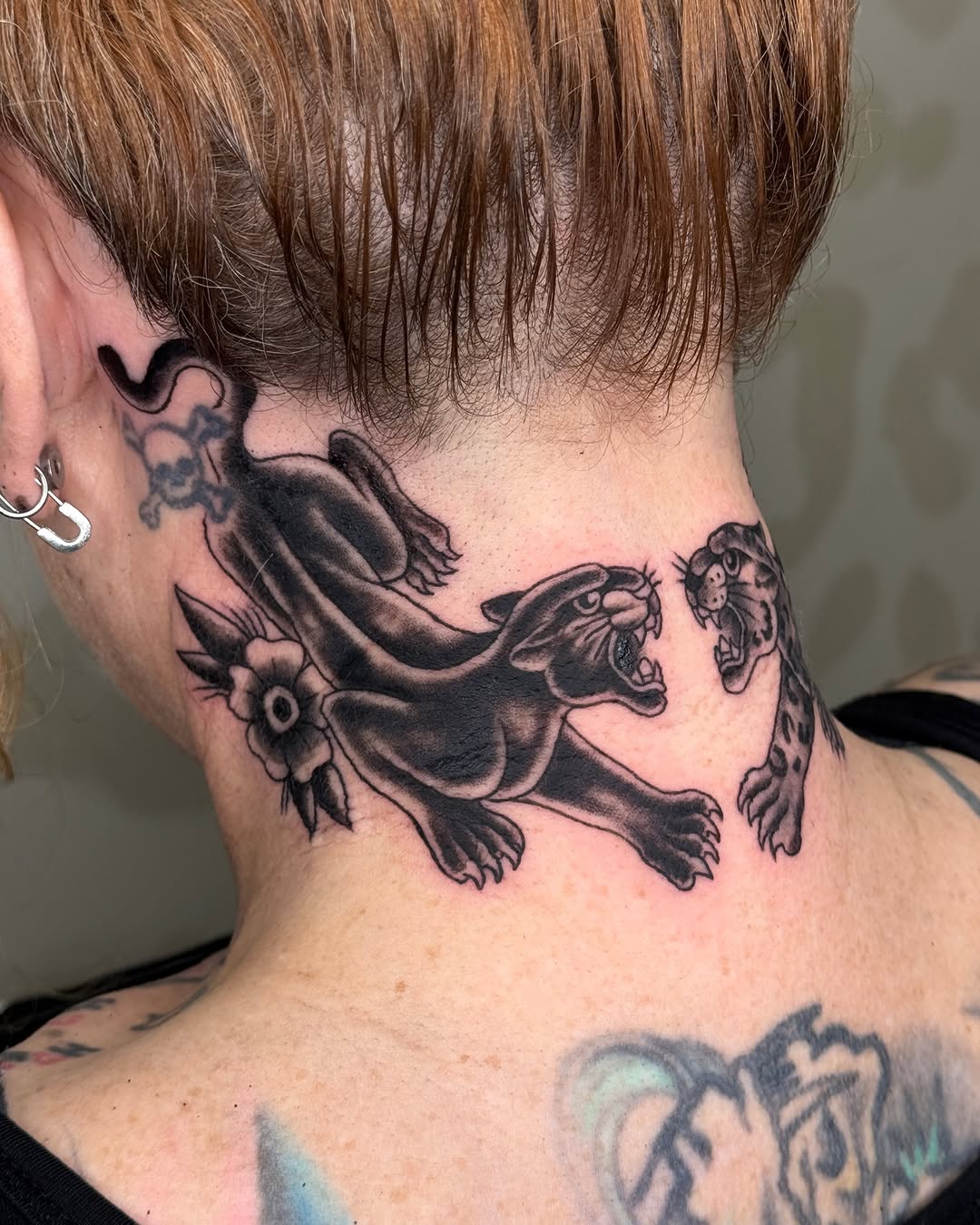 Tattoo by @bregrovertattoo โ american_traditional, blackwork