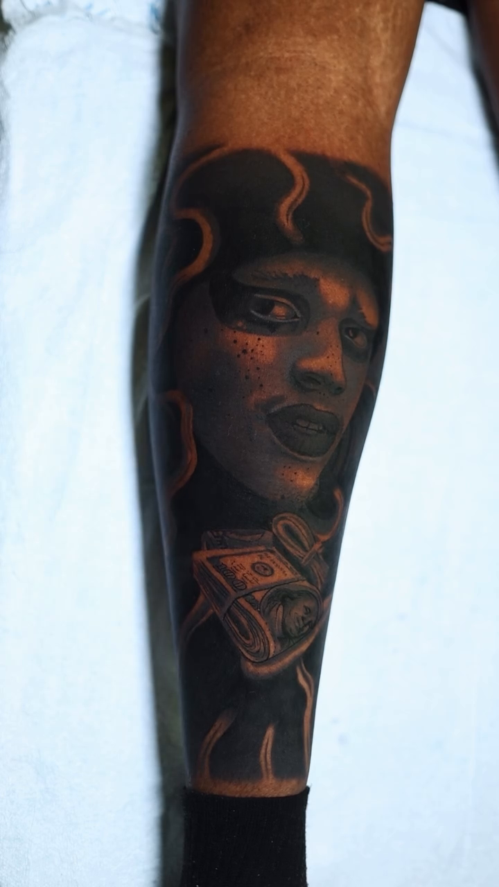 Tattoo by @tiagoink__ — realism, black_and_grey