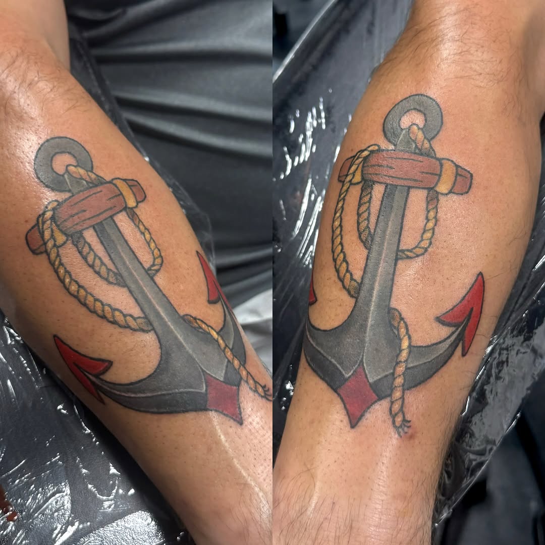 Tattoo by @marieamor_ink — american_traditional, illustrative