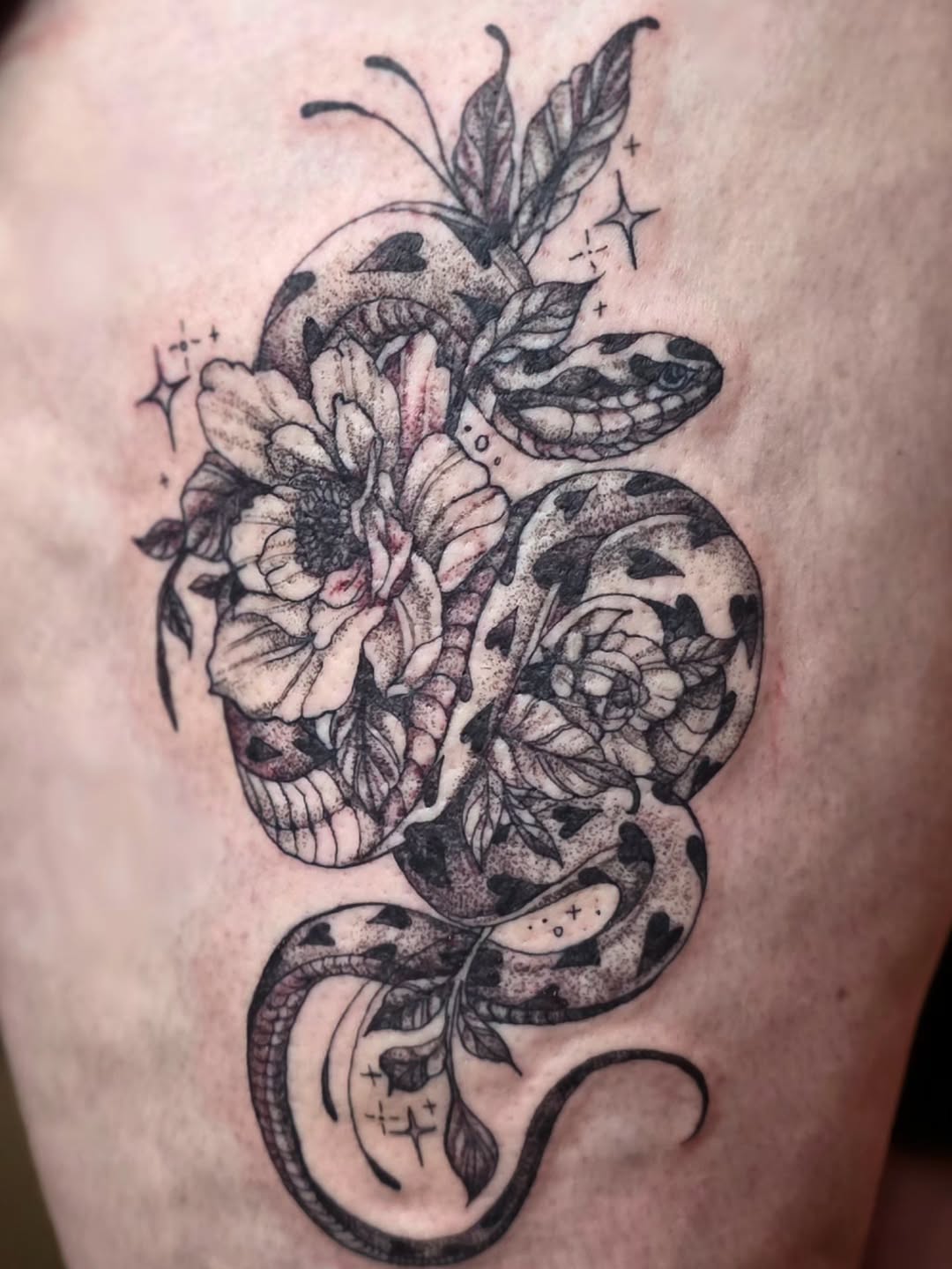 Tattoo by @junibugtat โ black_and_grey, dotwork