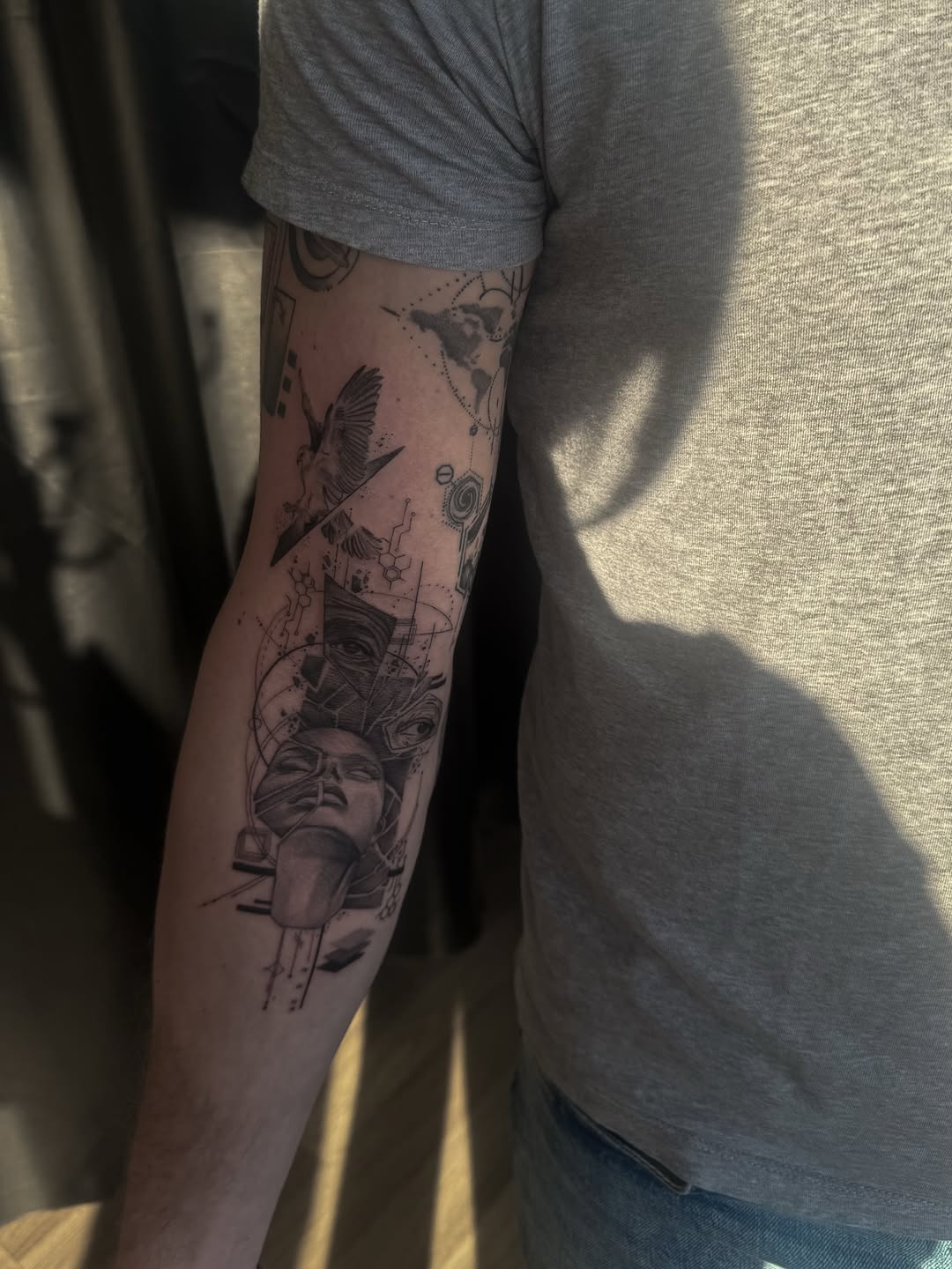 Tattoo by @stephtattoos_ — black_and_grey, geometric